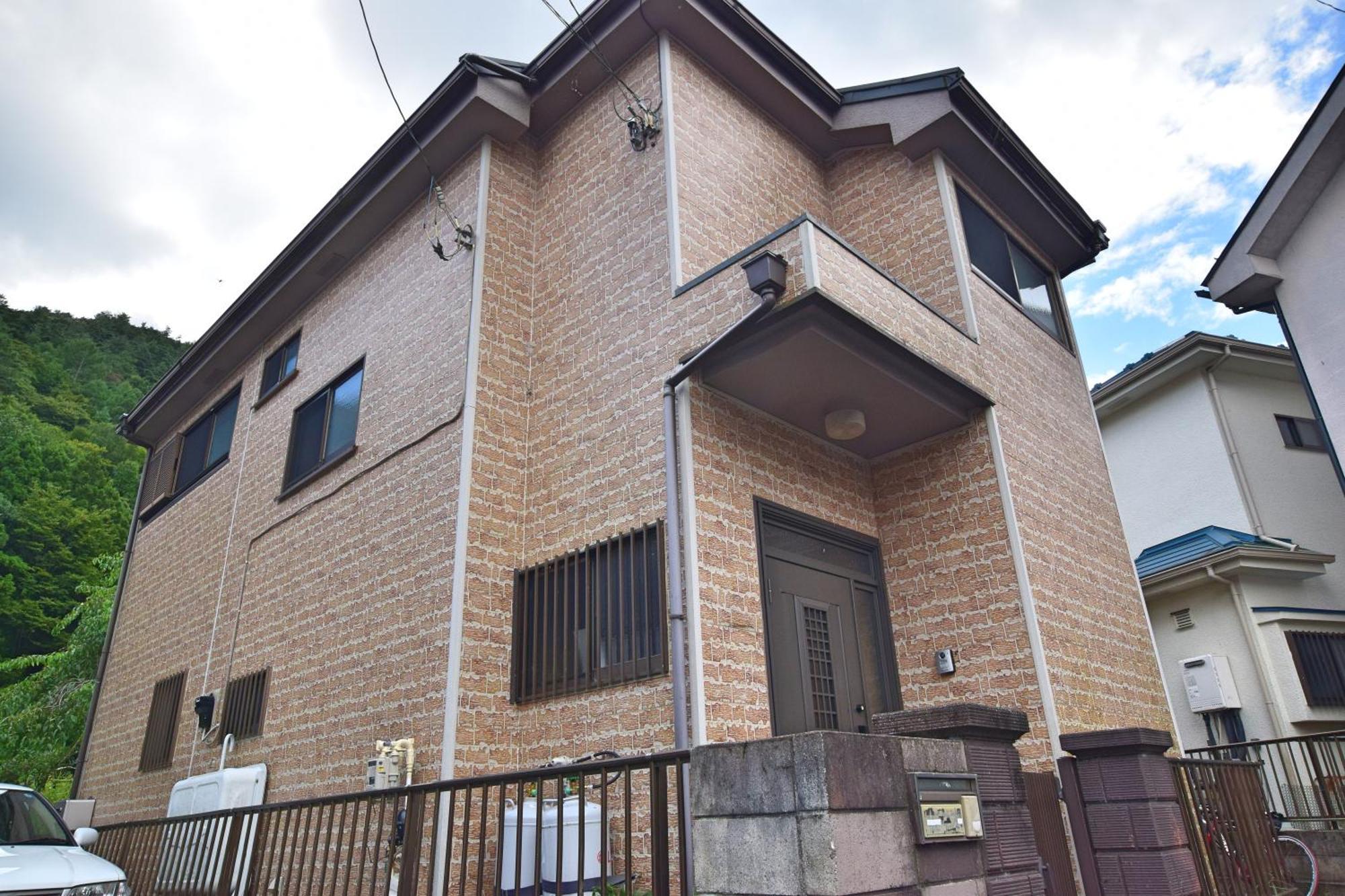 Gate Yamanashi Tsuru Villa Exterior foto